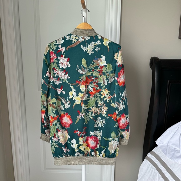BEULAH STYLE Floral Bomber Jacket - Picture 6 of 8